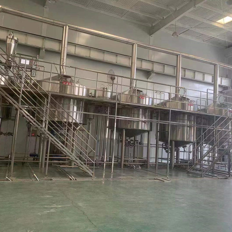 怀宁精酿啤酒设备厂—平面布置、设备设计、制造、调试、培训等一条龙服务_COPY